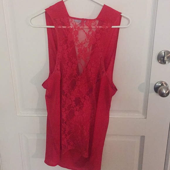 Coral sleeveless Blouse - Picture 2 of 3